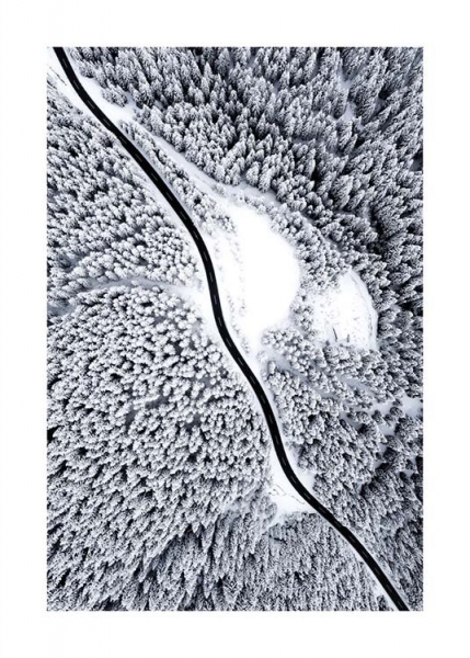 Winter Road Affiche dans le groupe Affiches / Nature chez Desenio AB (3577)