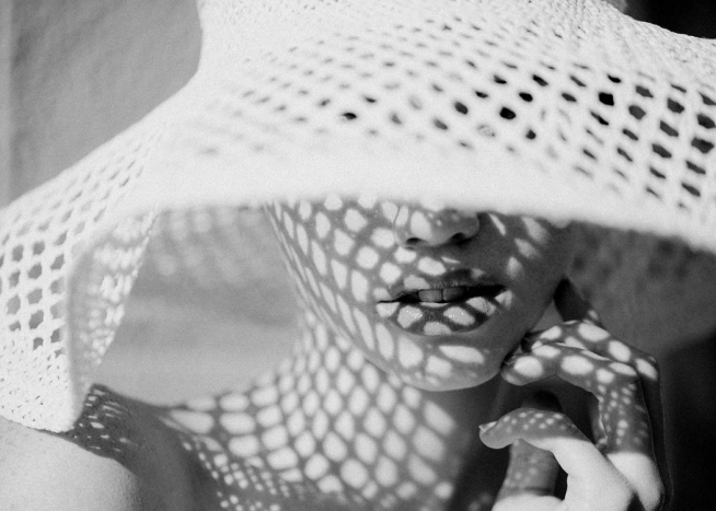 Sun Hat Shade Affiche / Noir et blanc chez Desenio AB (10034)