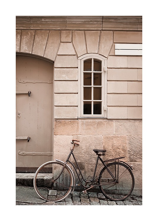 Bike in Old Town Affiche / Photographie chez Desenio AB (11579)