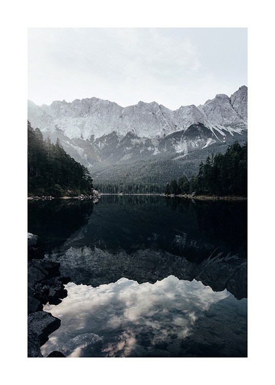 Reflections in Lake Affiche / Nature chez Desenio AB (11879)