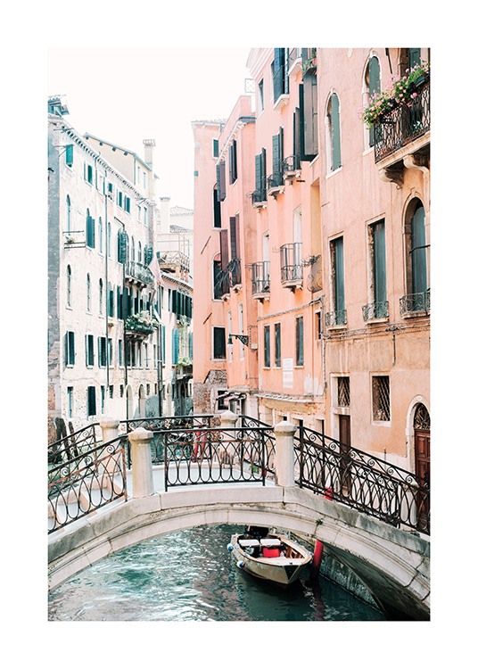 Canal in Venice Affiche / Photographie chez Desenio AB (12932)