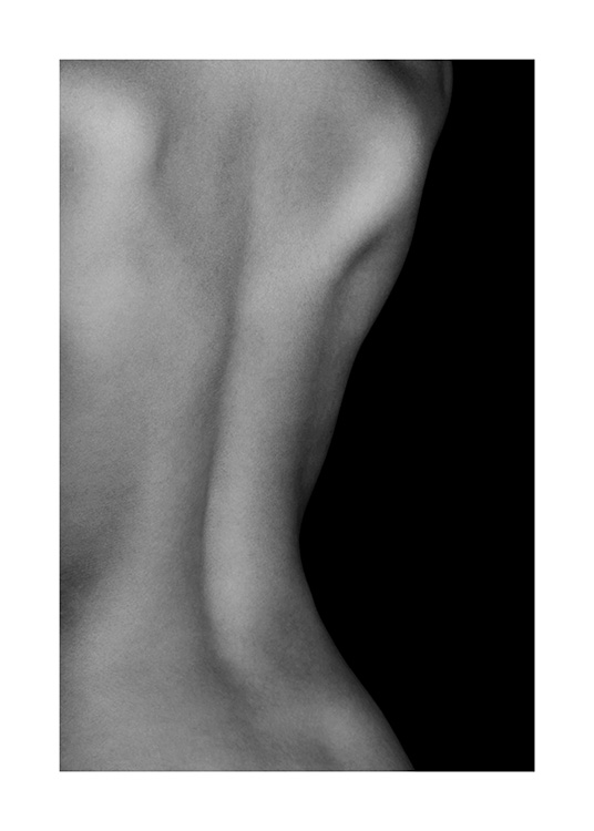  - Photographie en noir et blanc d'un gros-plan sur le dos d'une femme nue