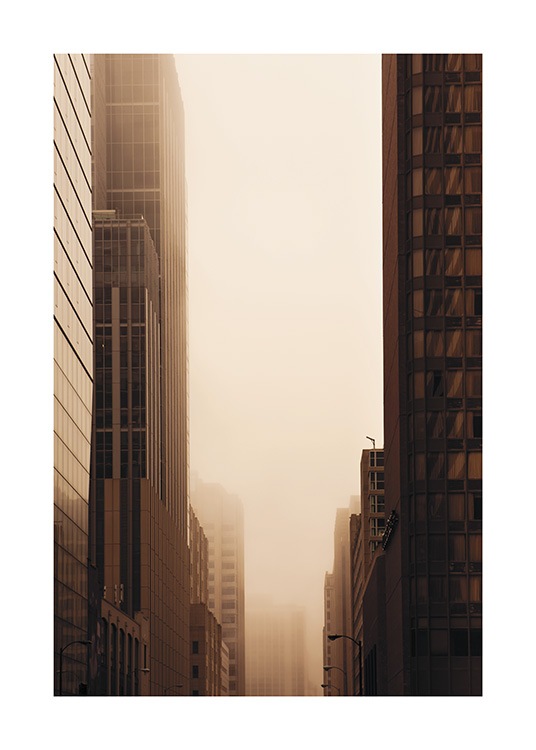  – Photographie du brouillard entre des gratte-ciels