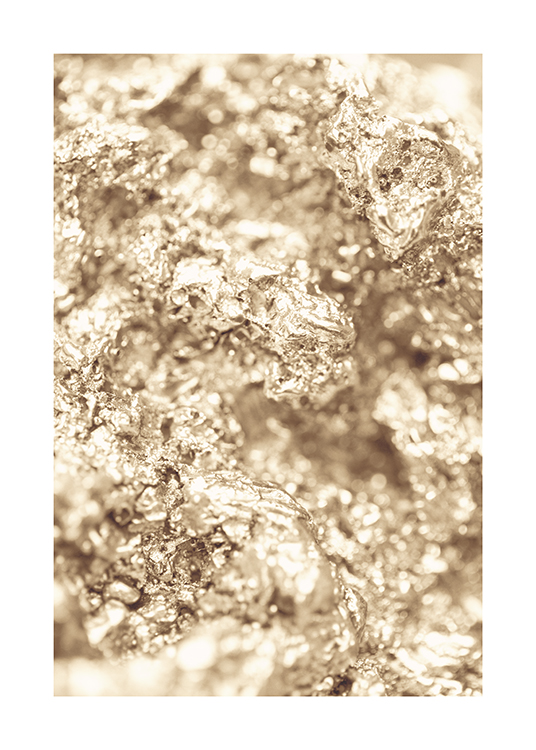  – Photographie en gros plan d’or texturé avec des plis