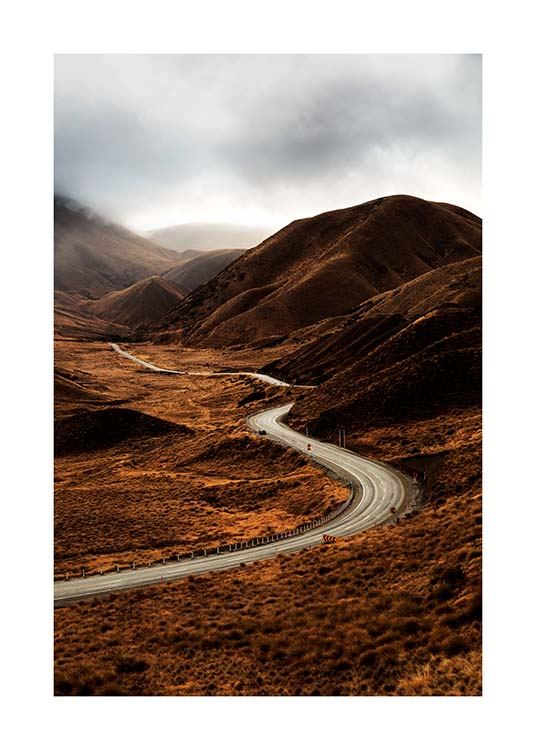 – Affiche photo d'une route au coeur d'un paysage automnal
