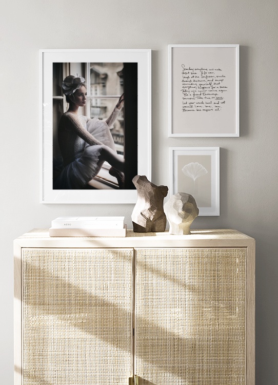 Inspiration petit collage mural tons neutres beige